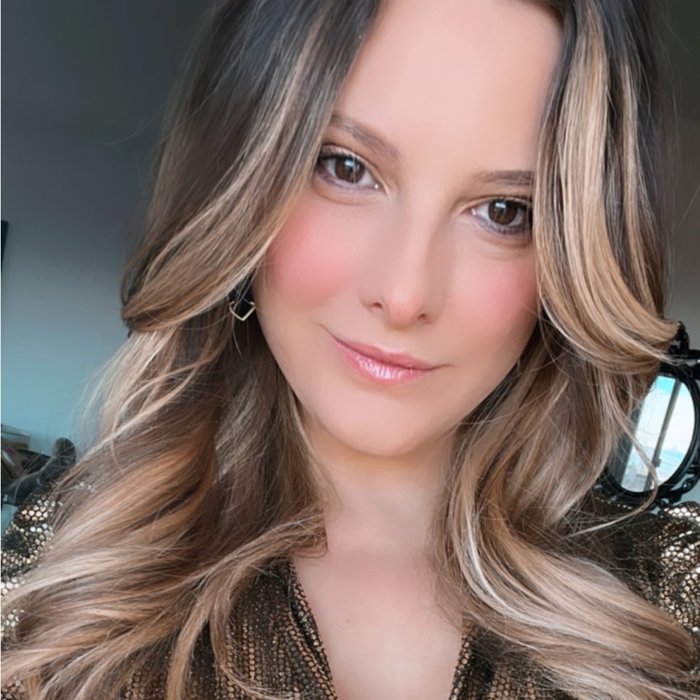 Meet your Posher, Christina